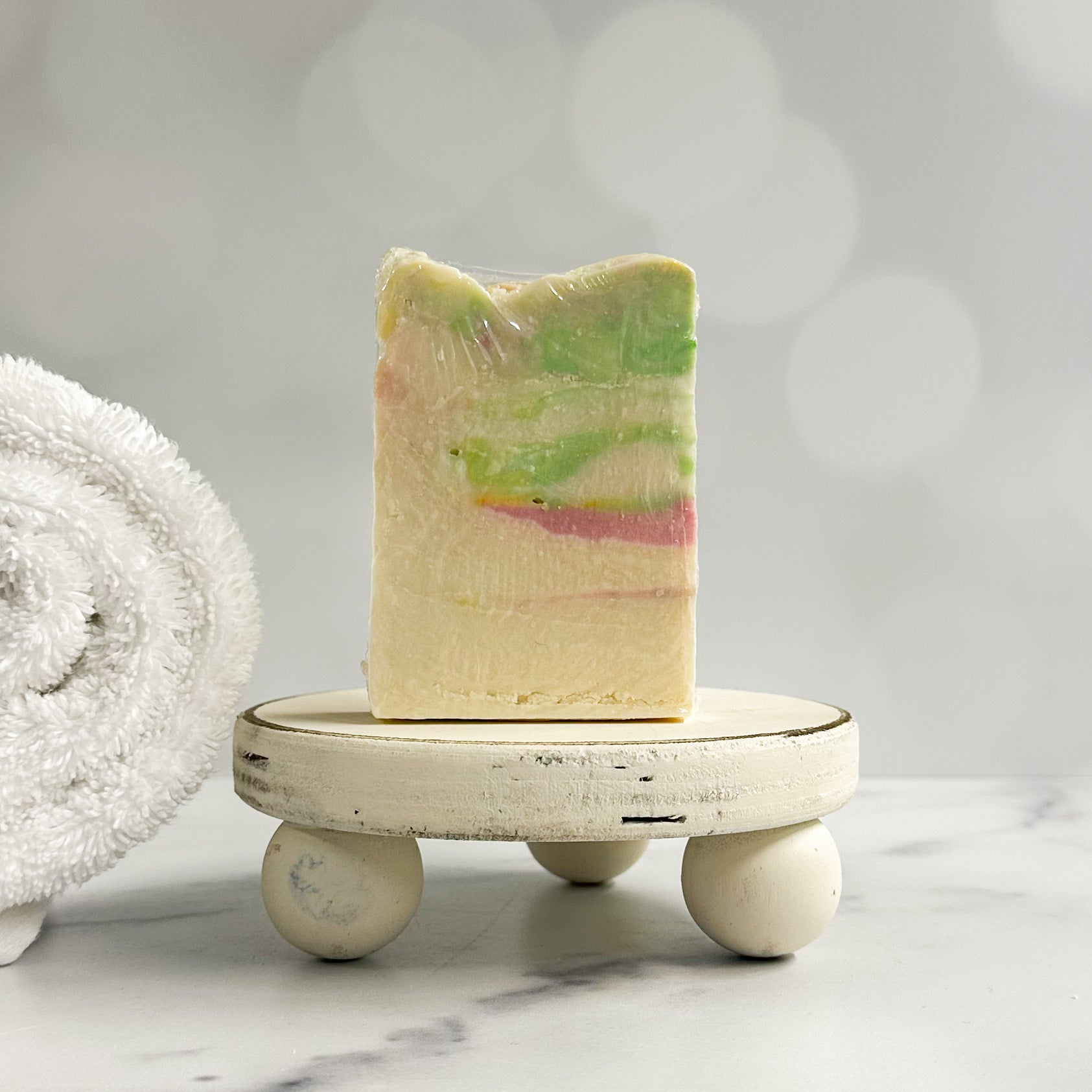 Lush Linen Goat's Milk Bar Soap